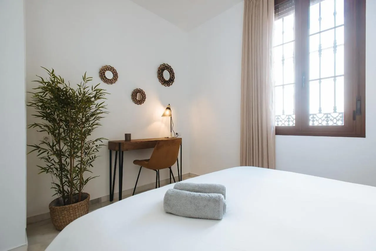 Requena Suite Apartment Seville Spain