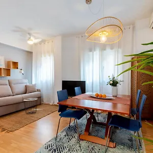  Apartment Bonito Callejon En La Juderia By Thegoodtourist