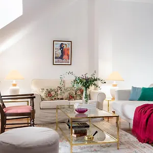  Apartment La Casa De San Fernando Con Vistas A Reales Alcazares