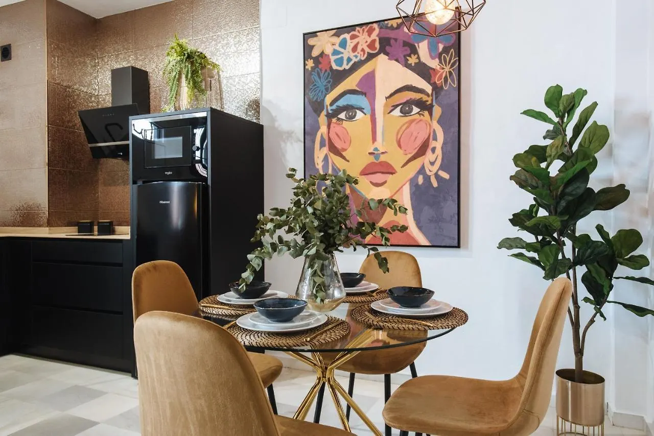 Requena Suite Apartment Seville 0*,  Spain