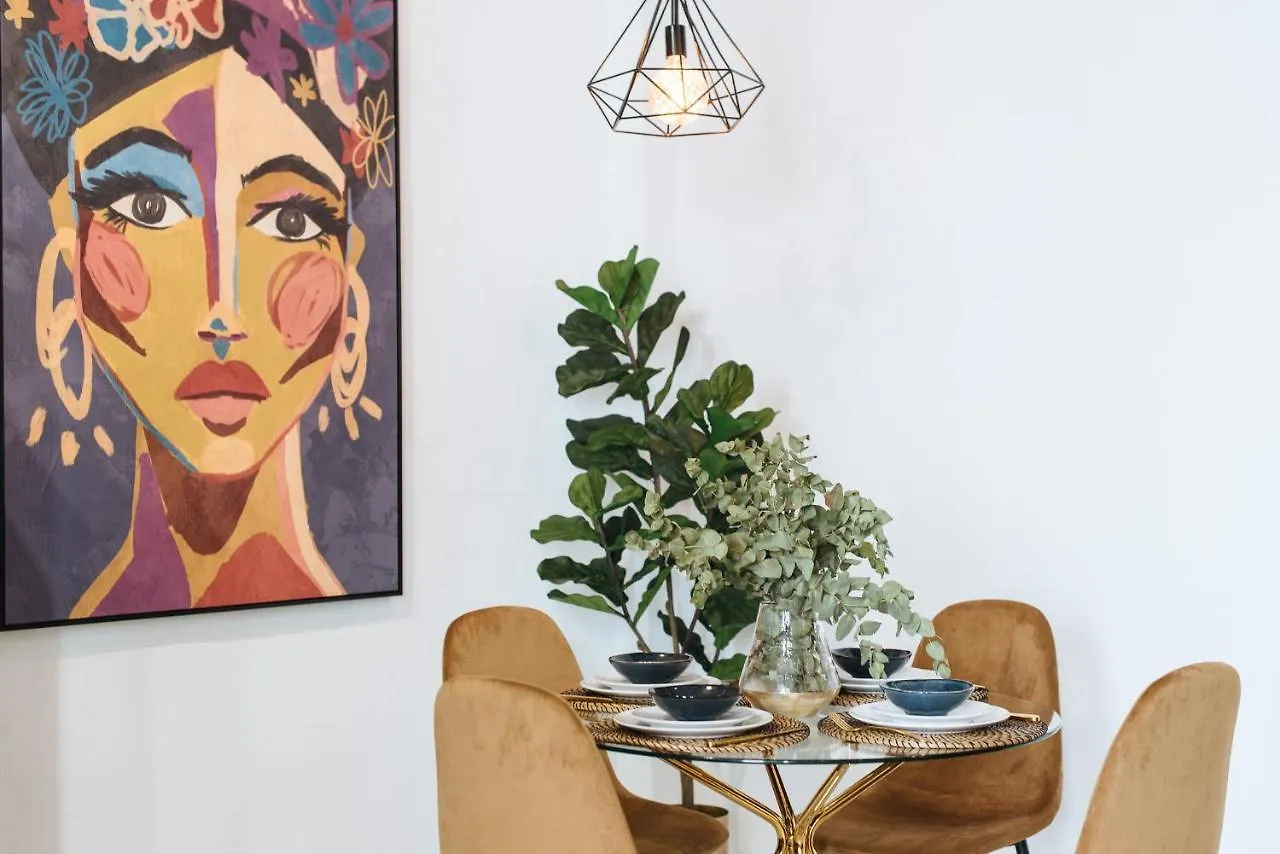 Requena Suite Apartment Seville