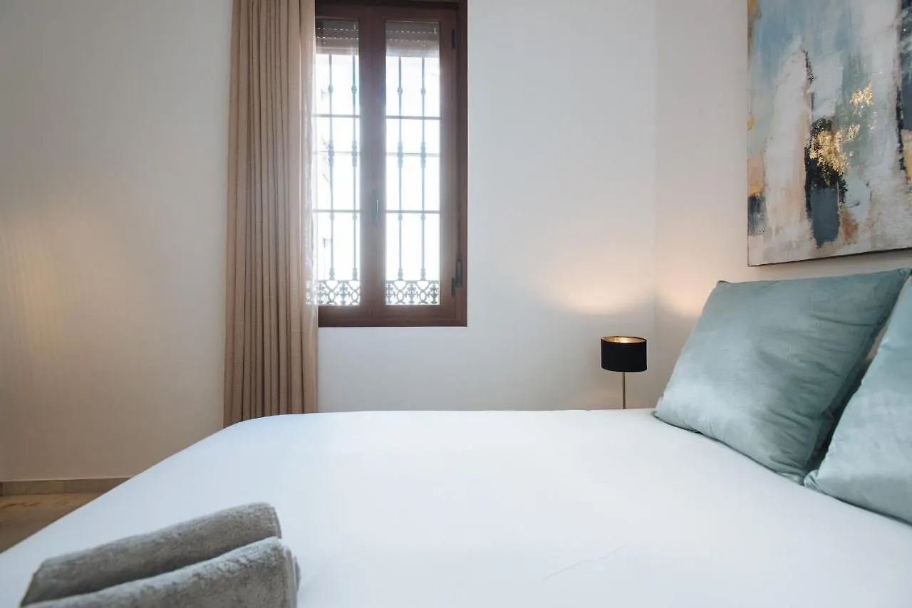 Requena Suite Apartment Seville